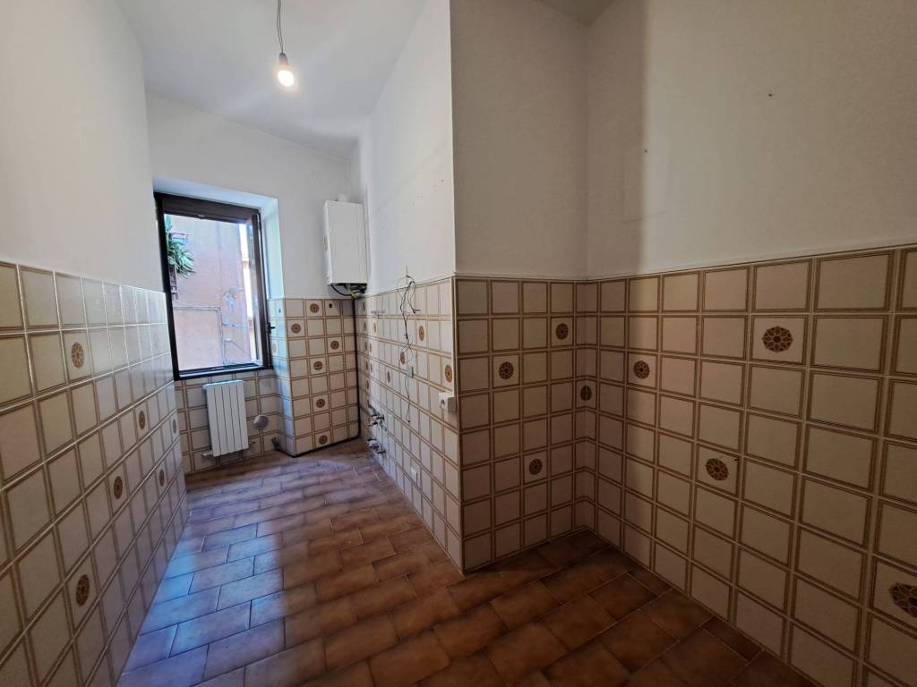 Appartamento a Erba in Via San Cassiano, 17 - Foto 5