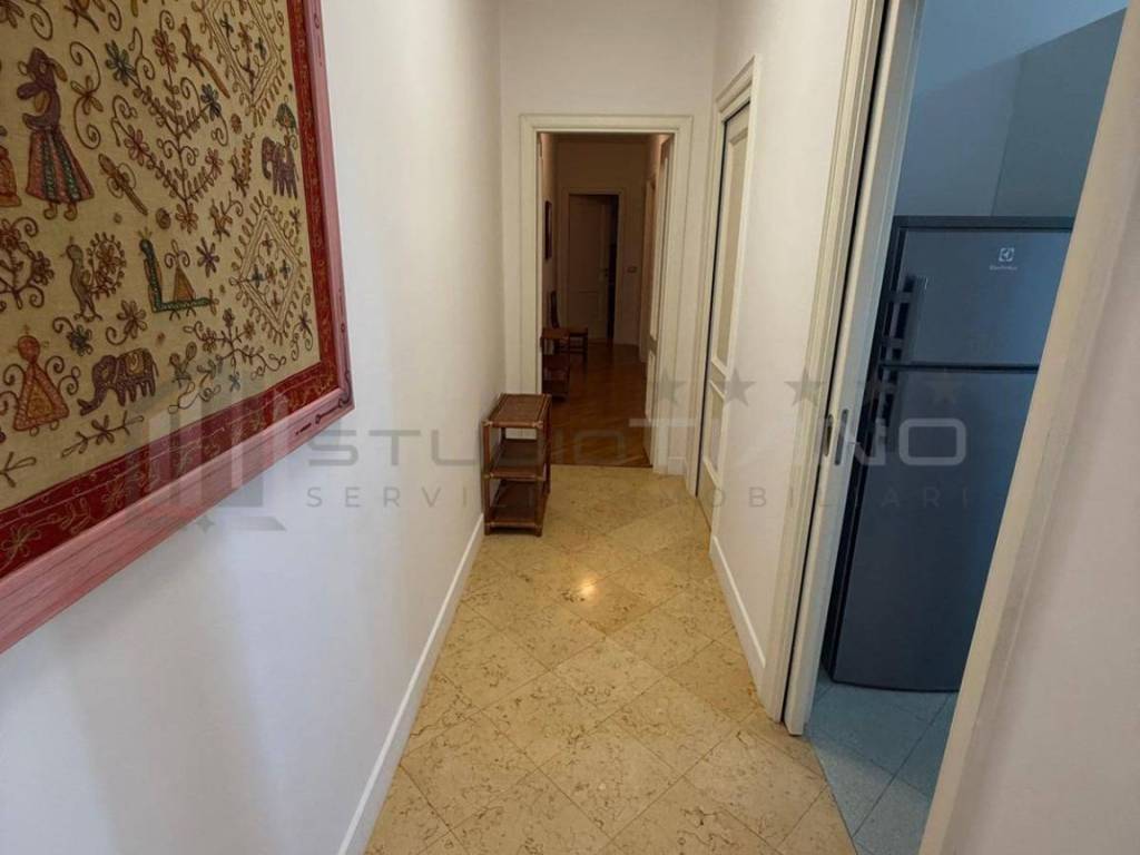Appartamento a Cosenza in VIA FRANCESCO DE FRANCESCO, 19 - Foto 4
