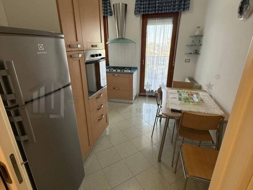 Appartamento a Cosenza in VIA FRANCESCO DE FRANCESCO, 19 - Foto 5