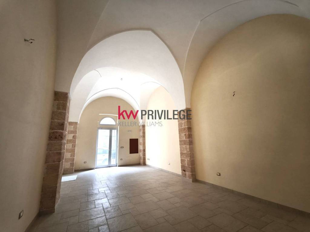 Appartamento a Brindisi in Via Cristoforo Colombo, 9 - Foto 3