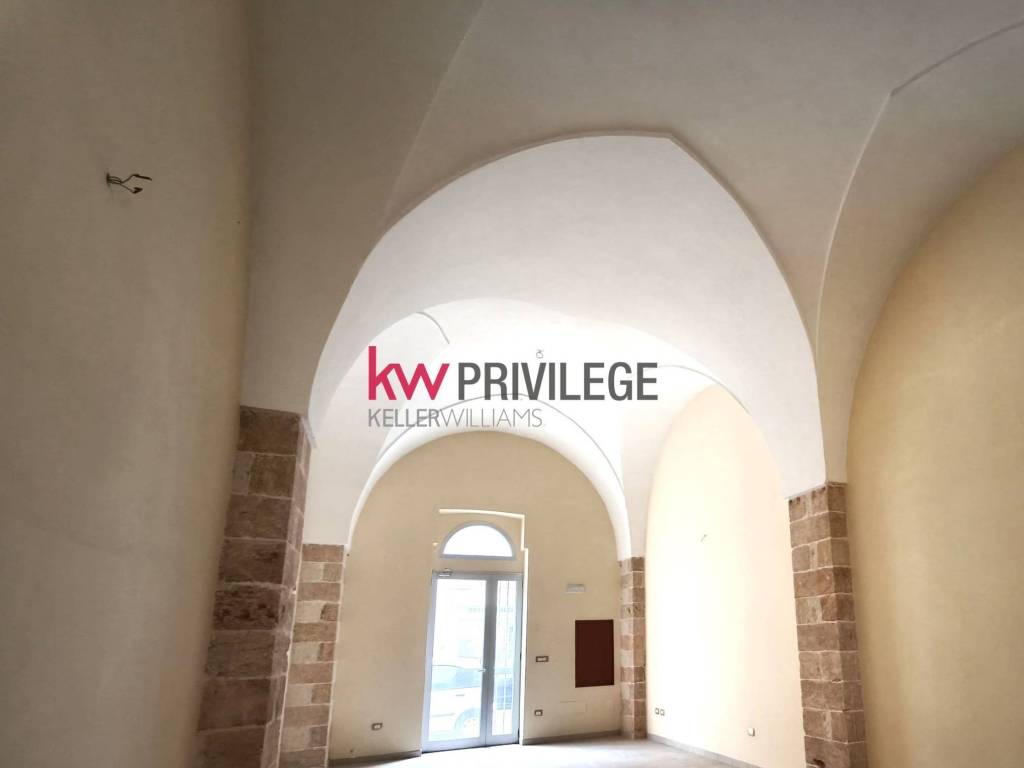 Appartamento a Brindisi in Via Cristoforo Colombo, 9 - Foto 4