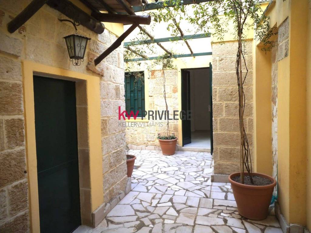 Appartamento a Brindisi in Via Cristoforo Colombo, 9 - Foto 5