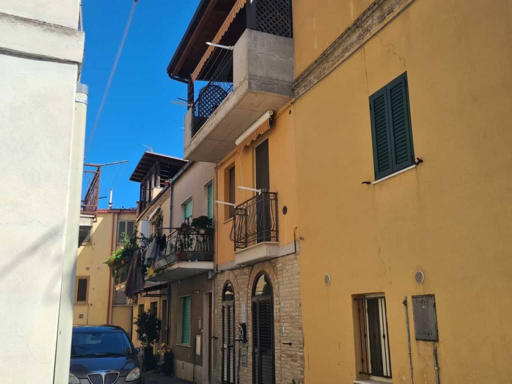 Casa indipendente a Vasto in Via Benedetto Cairoli - Foto 2