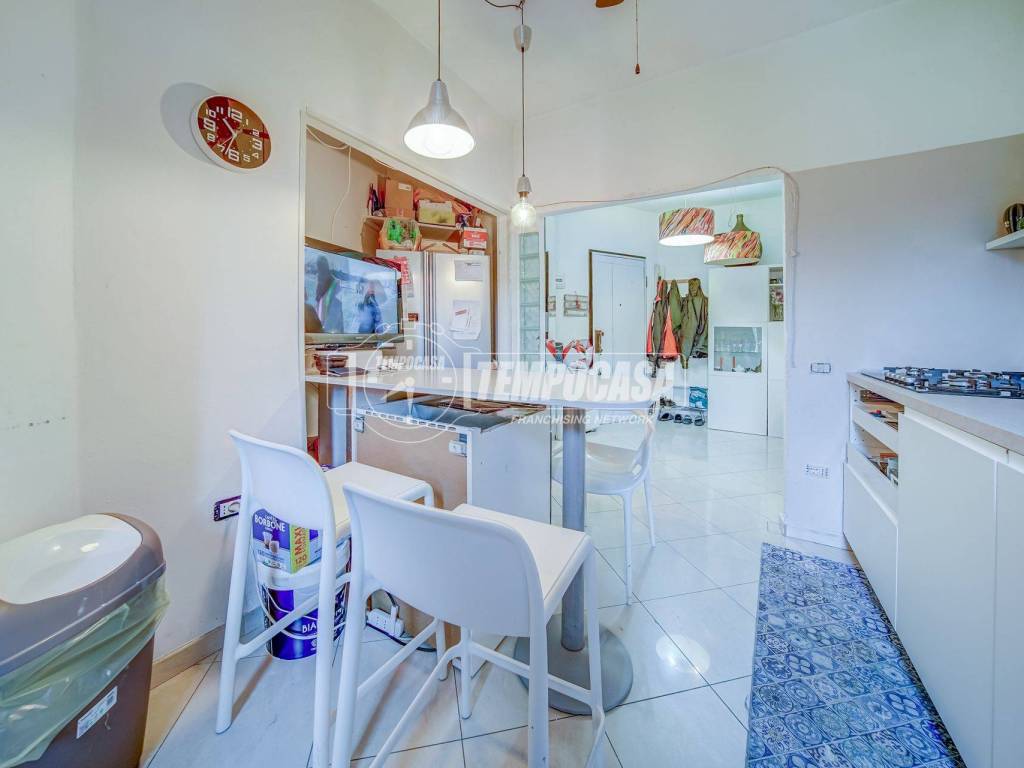 Appartamento a Cardano al campo in Via PER CASORATE 9/D - Foto 5