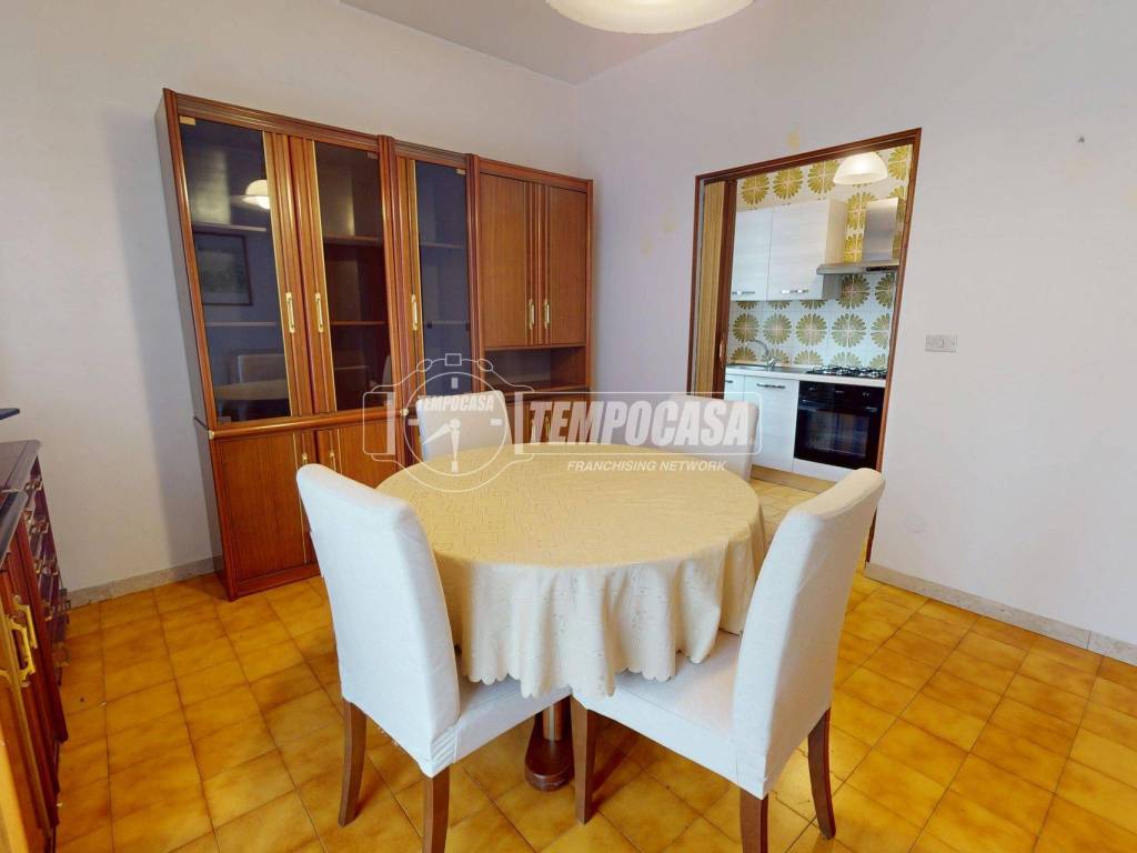Appartamento a Brandizzo in Via BRA' 7 - Foto 2