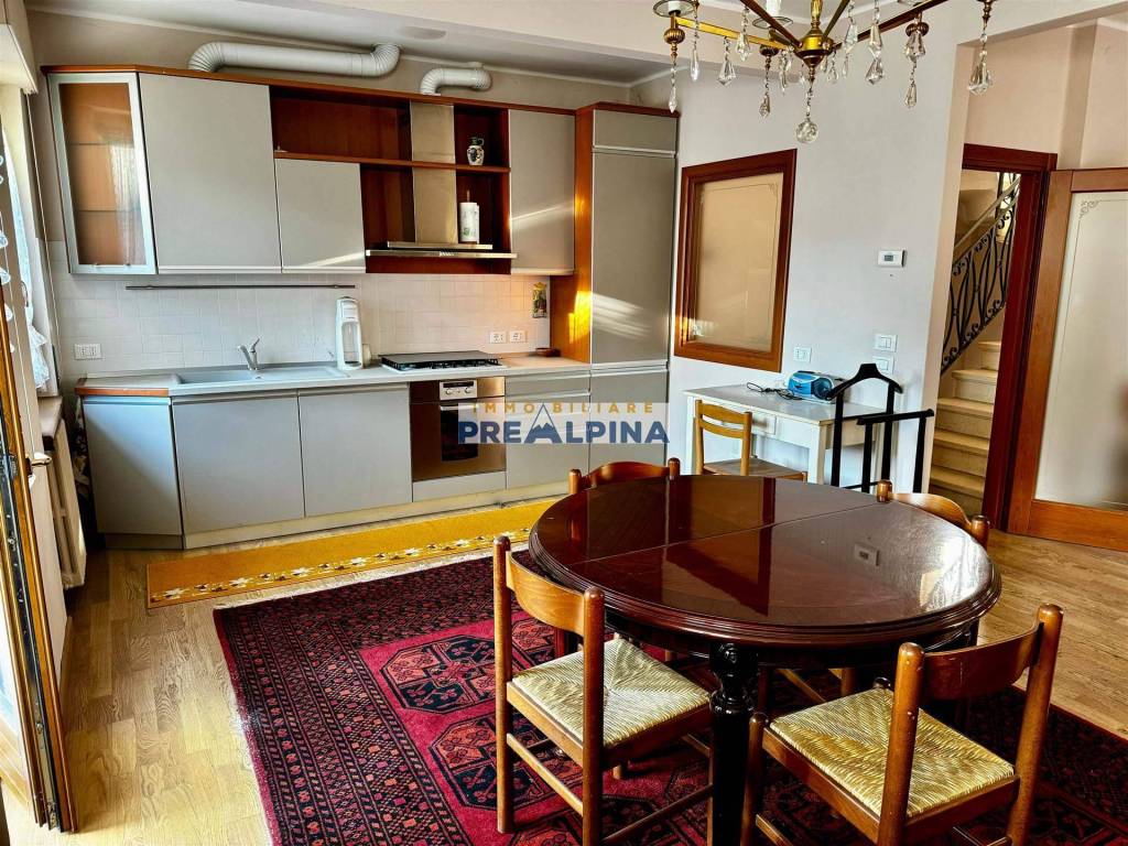 Casa indipendente a Vertova in Piazza Lorenzoni, 15 - Foto 3