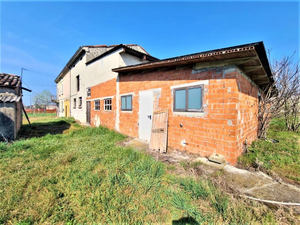 Rustico / casale a Gualtieri in SP63r - Foto 2