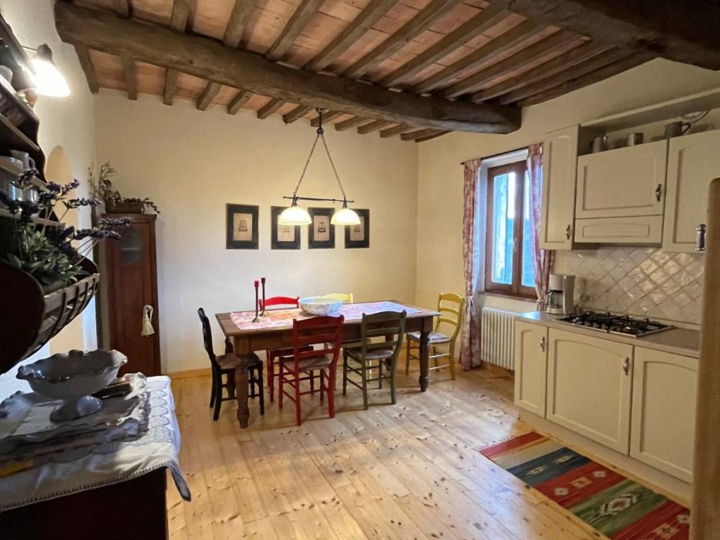 Appartamento a Semproniano in Via del Roccone, 21 - Foto 2