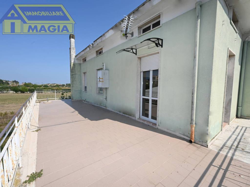 Casa indipendente a Monsampolo del tronto - Foto 3