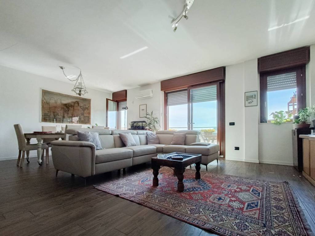 Appartamento a Busto arsizio in VIA ALBA, 51 - Foto 5