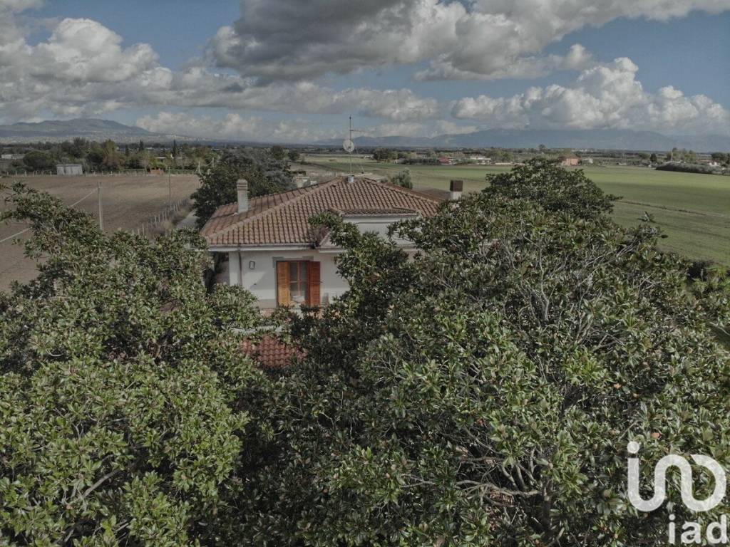 Villa a Aprilia in Via Pontina, 120 - Foto 3