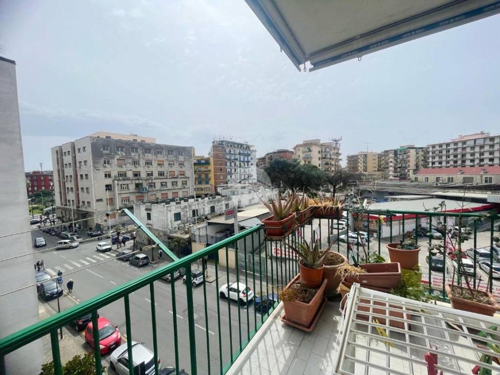 Appartamento a Napoli in Via Matteo Andrea Acquaviva, 21 - Foto 5