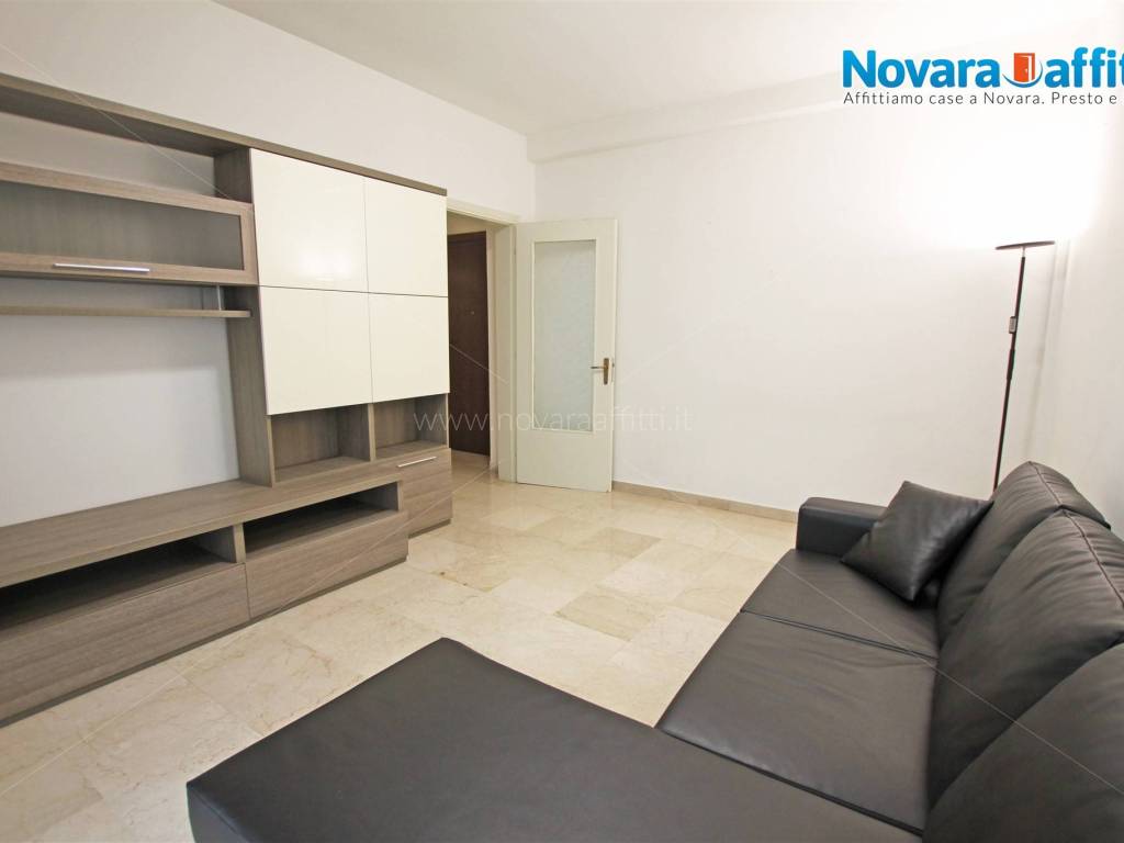 Appartamento a Novara in Via Cesare Magnani Ricotti - Foto 2