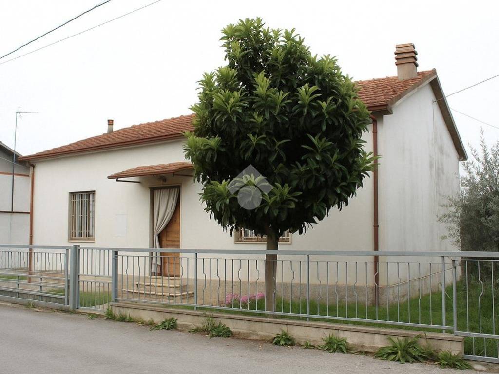 Casa indipendente a Cesena in Via Marmirolo, 108 - Foto 1