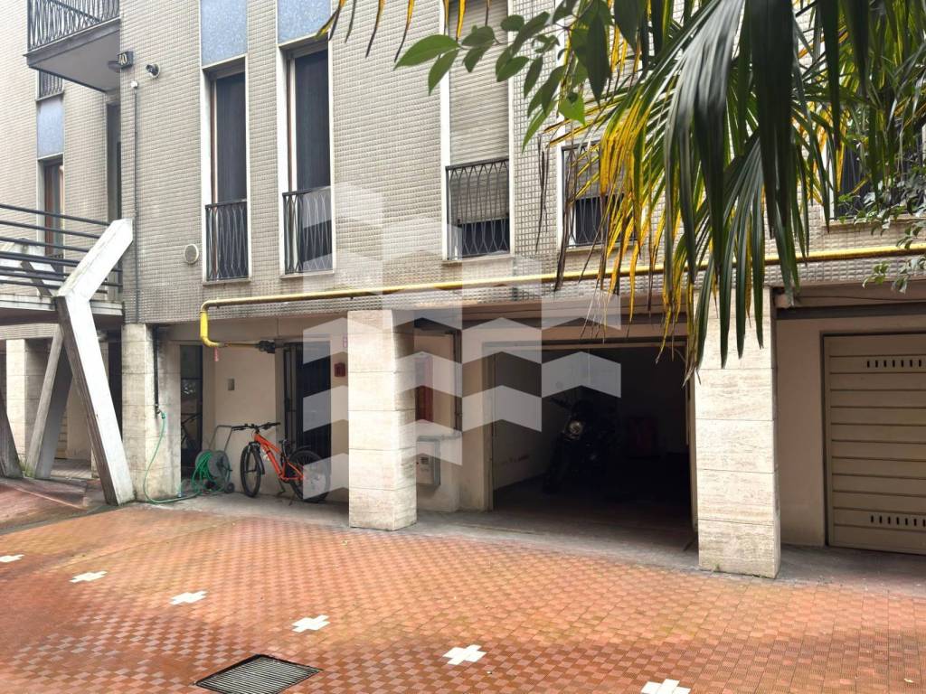 Box / garage a Milano in Via Alfonso Lamarmora, 40 - Foto 1