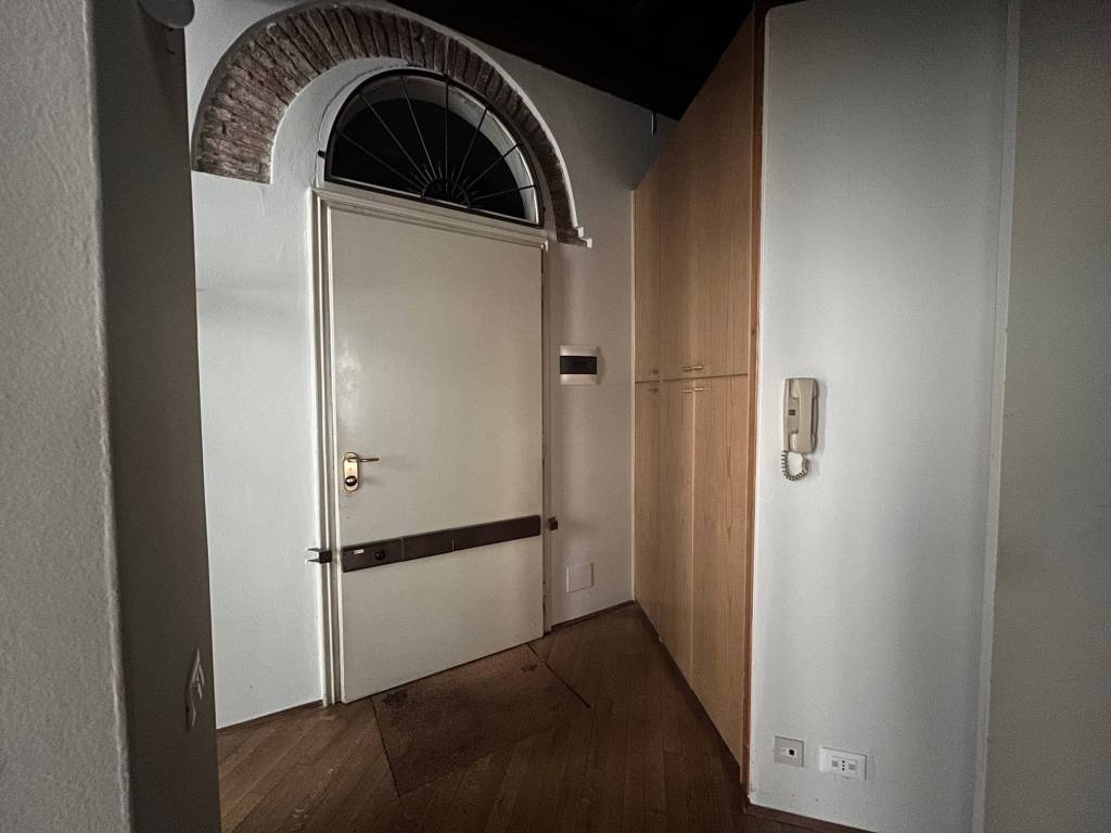 Appartamento a Como in Via Vittorio Emanuele II - Foto 5