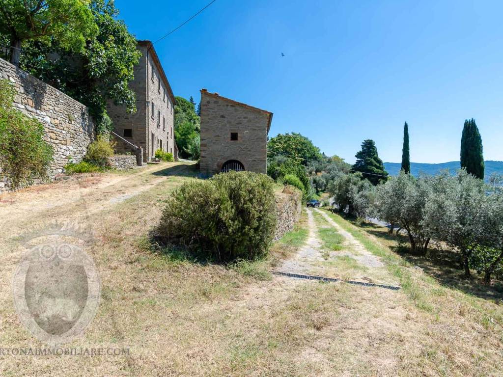 Rustico / casale a Cortona in Strada Provinciale Umbro Cortonese - Foto 2