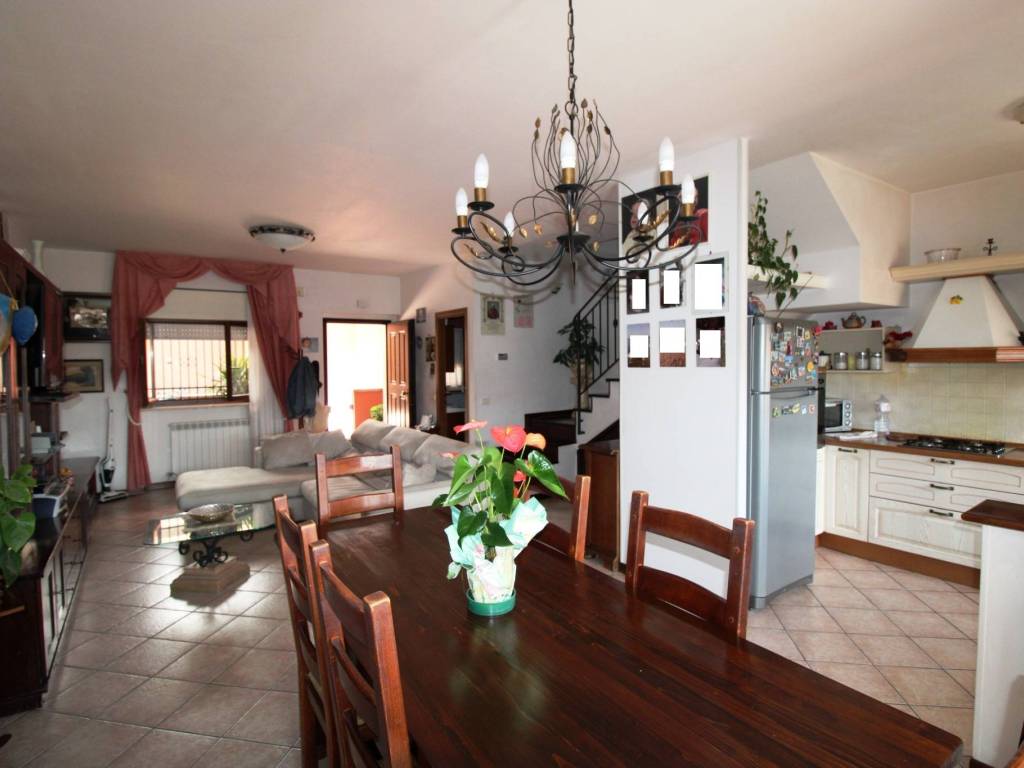 Appartamento a Montegranaro in Via Giuseppe Di Vittorio, 5 - Foto 2