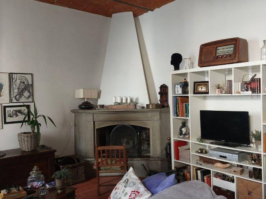 Casa indipendente a Poggio a caiano - Foto 1