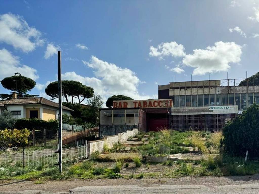 Palazzo / stabile a Terracina in Strada Provinciale Badino II - Foto 3