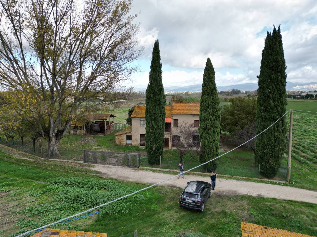 Rustico / casale a Assisi in Strada Provinciale di Tordandrea - Foto 5