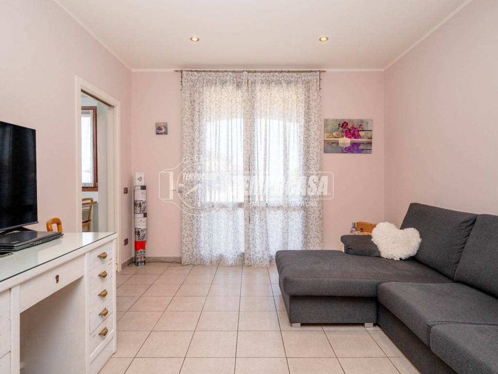 Appartamento a Castellarano in Via DODI - CADIRGOGGIO - Foto 4