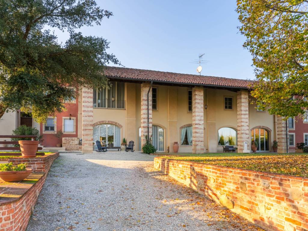 Rustico / casale a Fubine monferrato in Via Giovanni XXIII - Foto 2