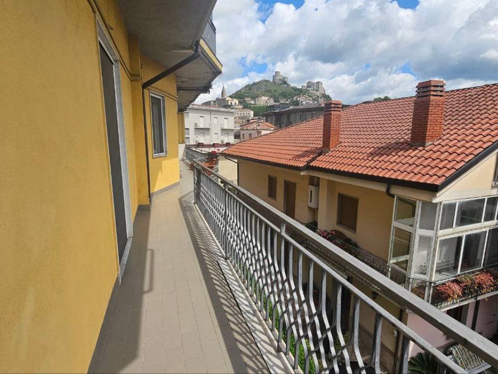 Appartamento a Montesarchio in Via enea - Foto 4