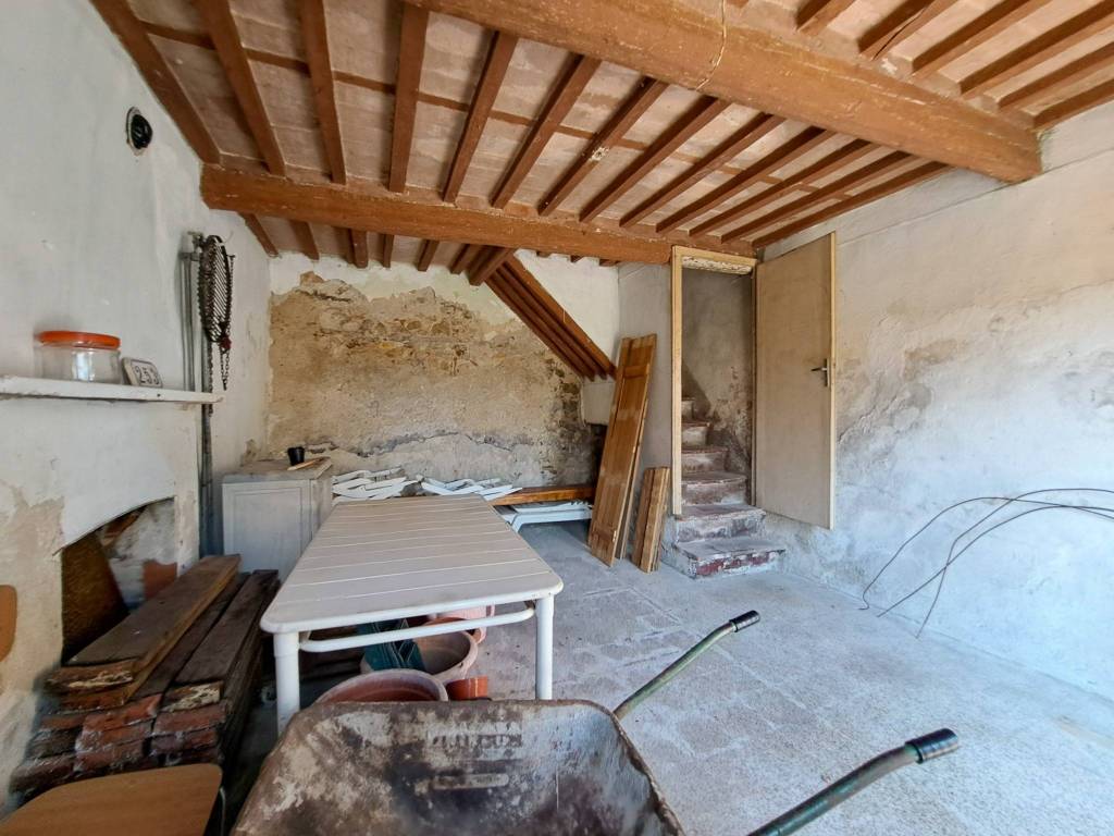 Casa indipendente a Lucca in Via del Ponte Guasperini - Foto 2