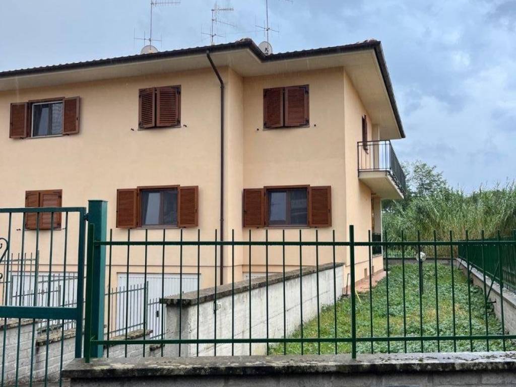 Appartamento a Bolsena in Via Raffaello Sanzio - Foto 3