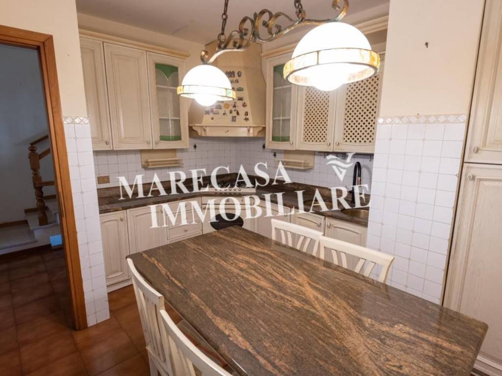 Villetta a schiera a Luni in Via Madonnina, - Foto 4