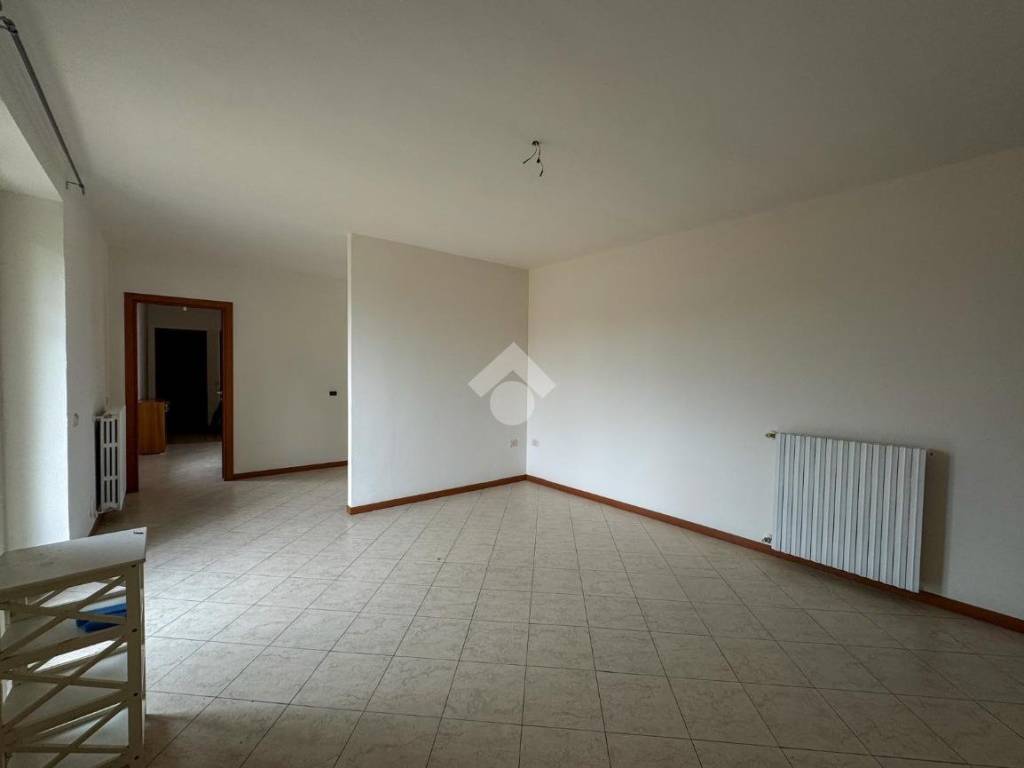 Appartamento a Castel goffredo in Viale Monte Grappa - Foto 2