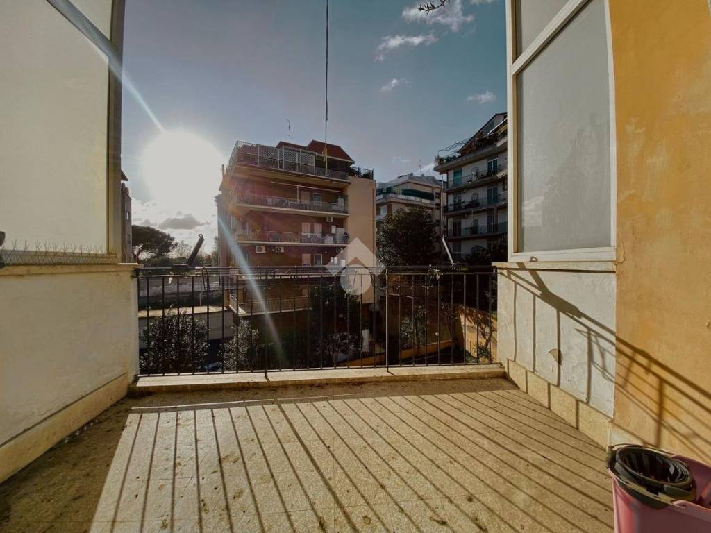 Appartamento a Roma in Via Francesco Acri - Foto 3