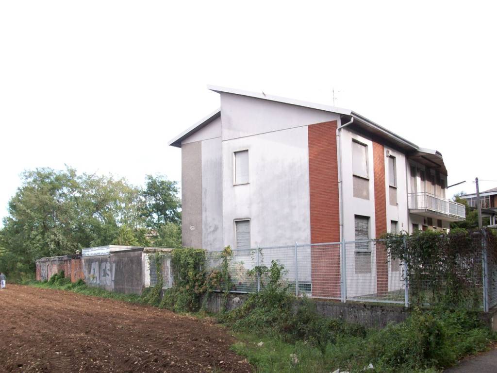 Villa a Busto arsizio in Viale Stelvio, 50 - Foto 3
