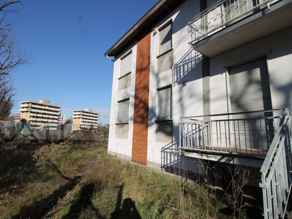 Villa a Busto arsizio in Viale Stelvio, 50 - Foto 4