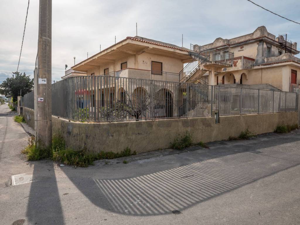 Villa a Augusta in Viale Ionio, 61 - Foto 2