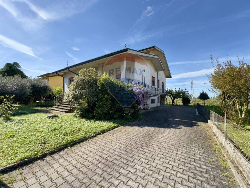 Casa indipendente a Bagnacavallo in Via XXV Aprile, 15 - Foto 3