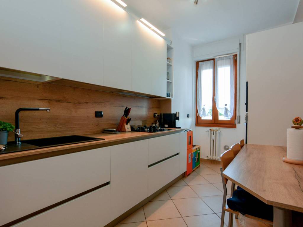 Appartamento a Uboldo in Via Don Livio Tamborin, 3 - Foto 4