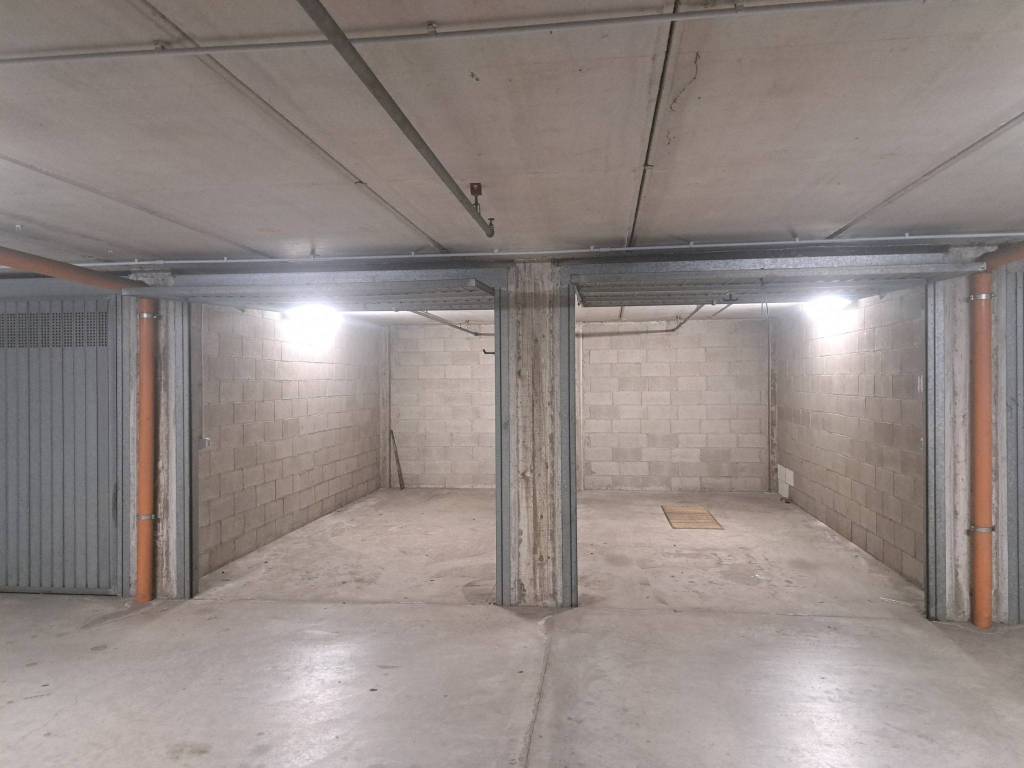 Box / garage a Saronno in Via Leonardo da Vinci - Foto 2