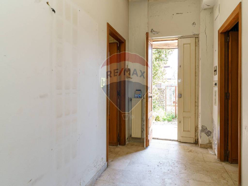 Villa a Nicolosi in via Fratelli Gemmellaro, 5 - Foto 4