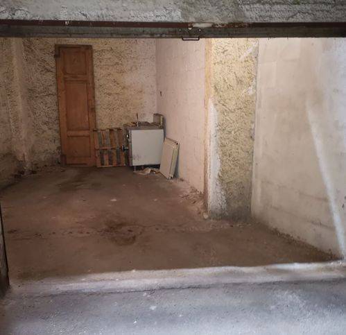 Box / garage a Caserta in Via Ricciardi - Foto 4