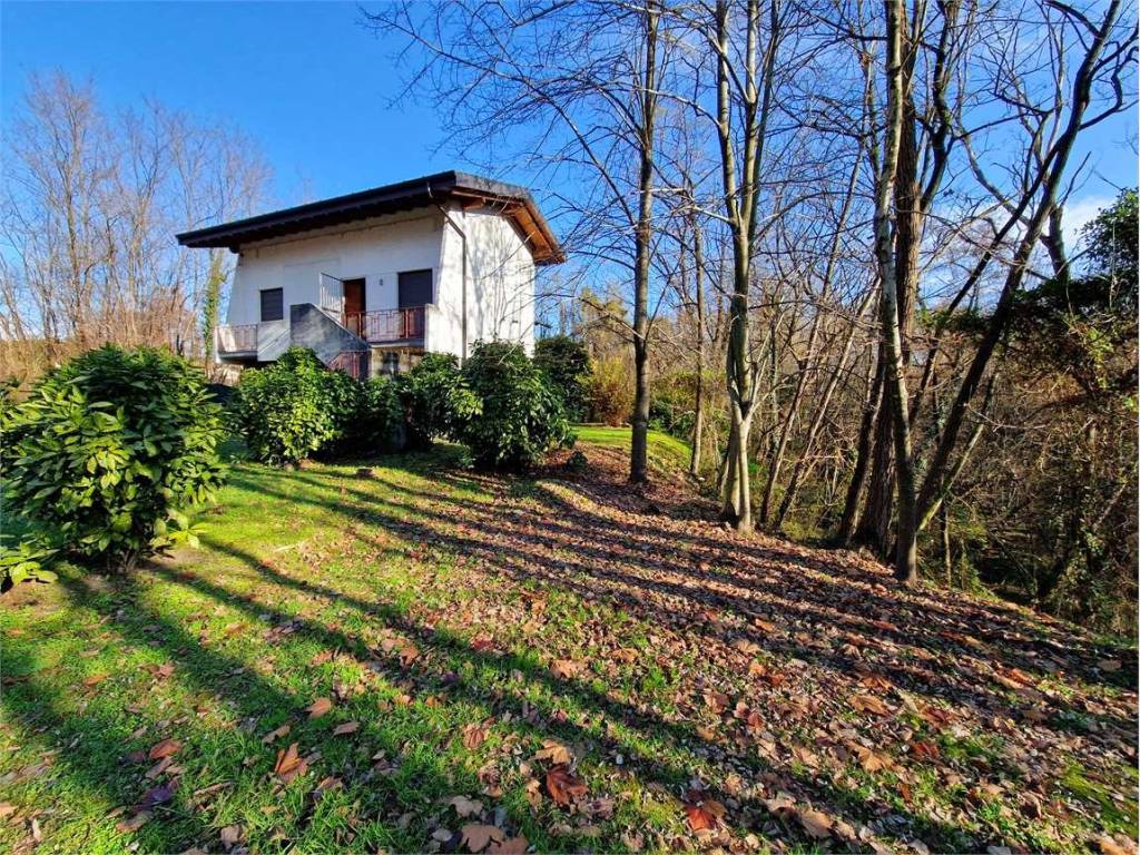 Villa a Besozzo in Via Lago, 101 - Foto 4