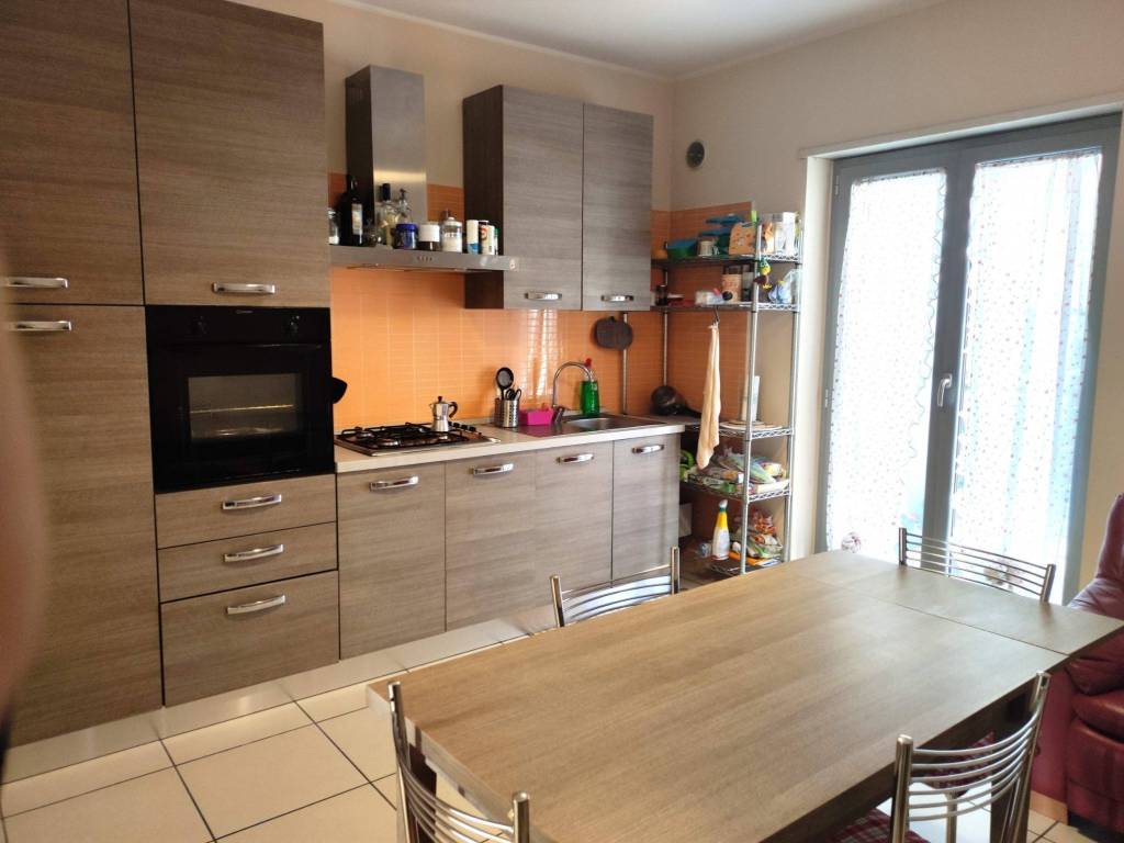 Appartamento a Pescara in Via Giuseppe Misticoni, 21 - Foto 2