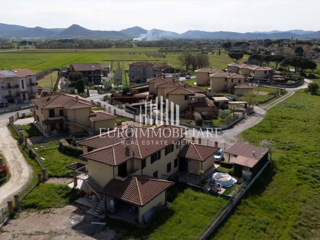Appartamento a Castiglione del lago in Località Carraia, 125 - Foto 2