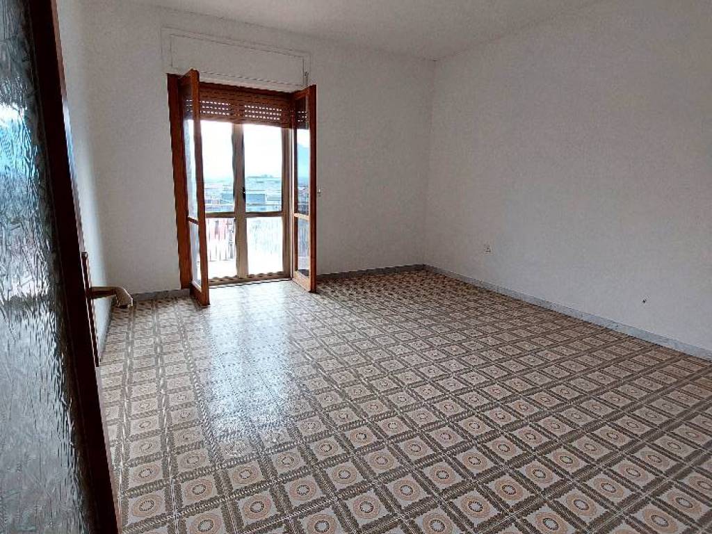 Appartamento a Airola in Viale Nicola Romano - Foto 2