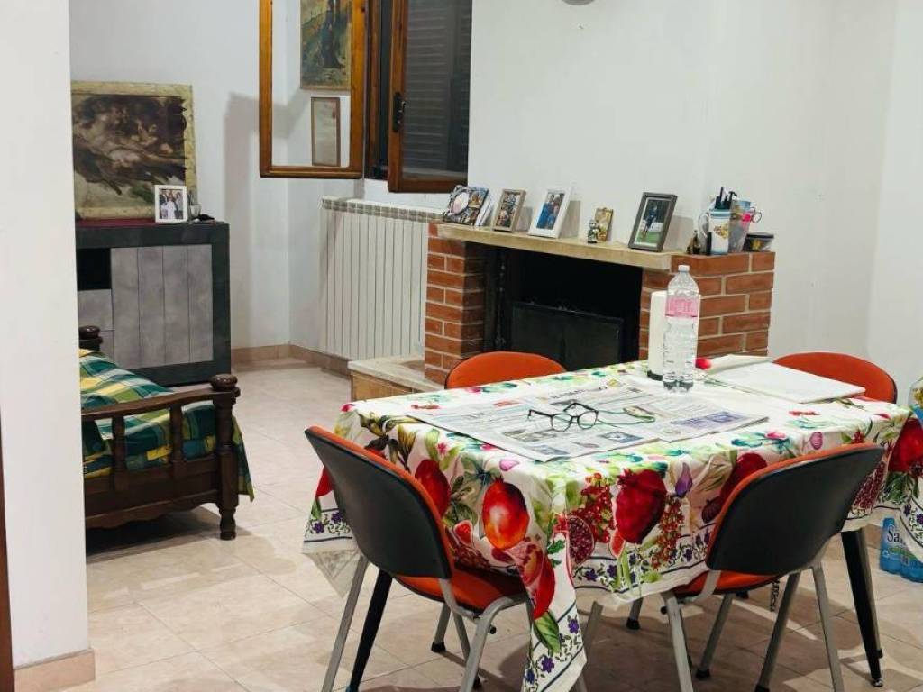 Villa a Aprilia in Via Duglia, 3 - Foto 5