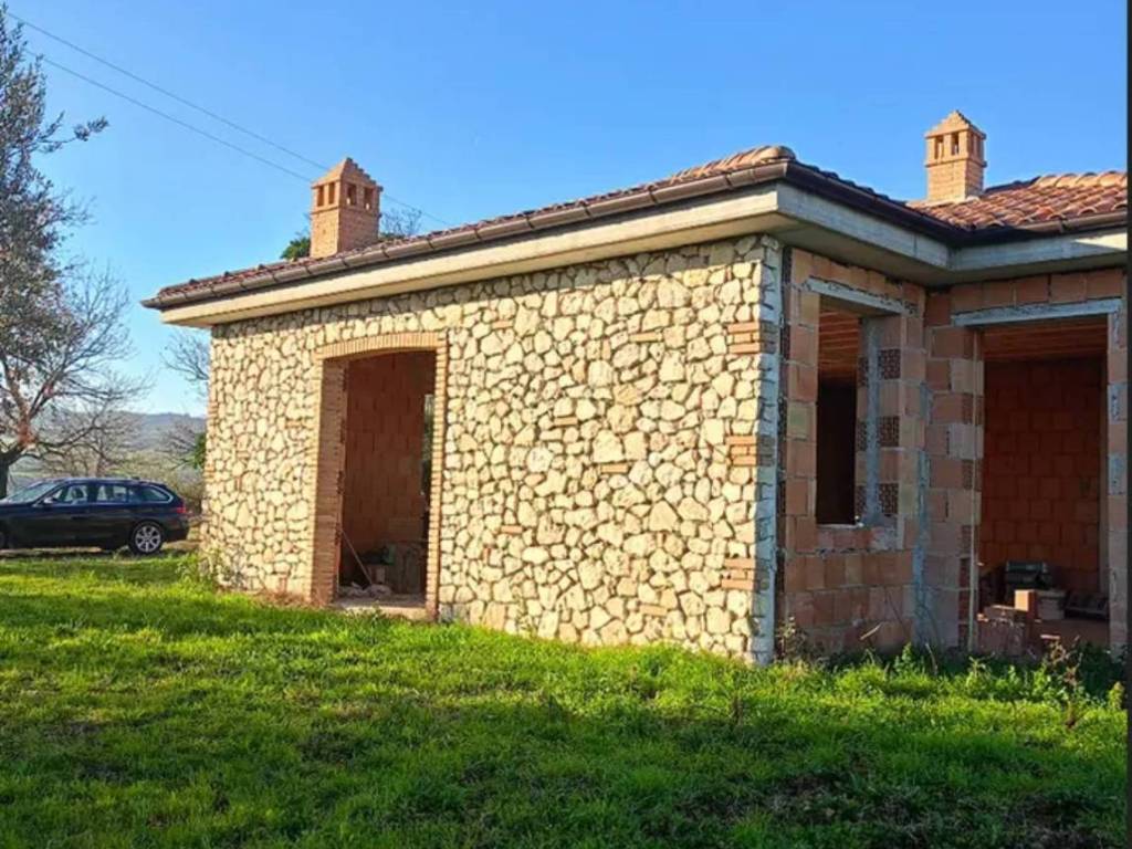 Villa a Larino in Contrada Colle Silvano - Foto 4