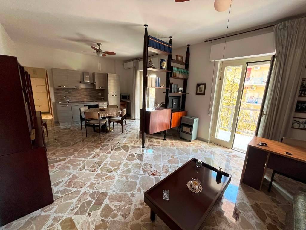 Appartamento a Palermo in Via Serradifalco,, 103 - Foto 3