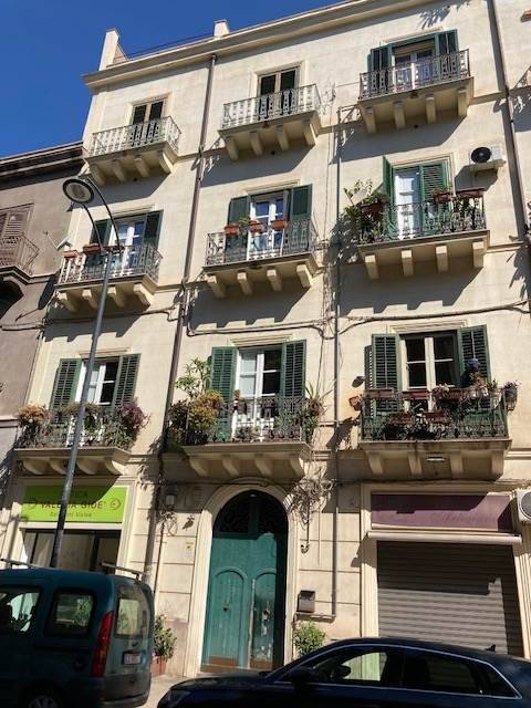 Appartamento a Palermo in VIA ARCHIMEDE , 175 - Foto 3