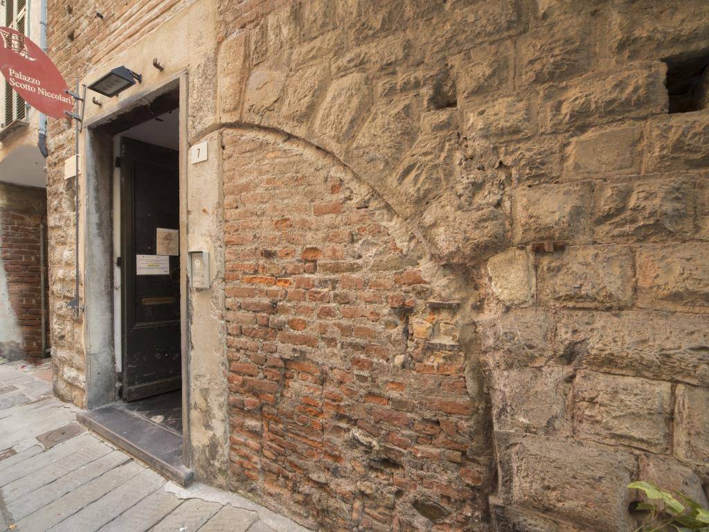 Appartamento a Albenga in Via Medaglie D'Oro - Foto 2